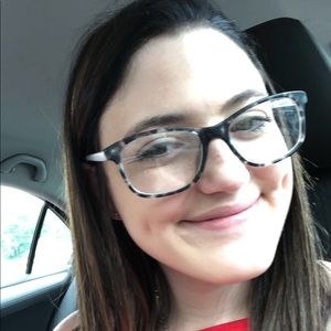 Meet your Posher, Casey